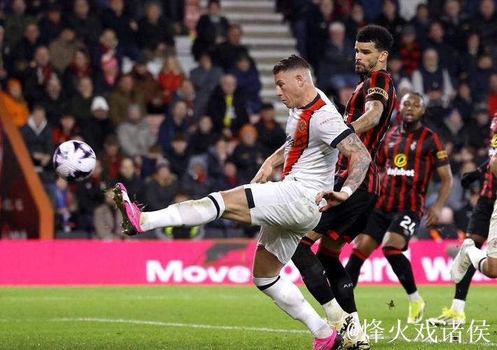 在曼联主场连续3场英超进球3+,伯恩茅斯是第一支做到的球队 在曼联主场连续3场英超进球3+,伯恩茅斯是第一支做到的球队