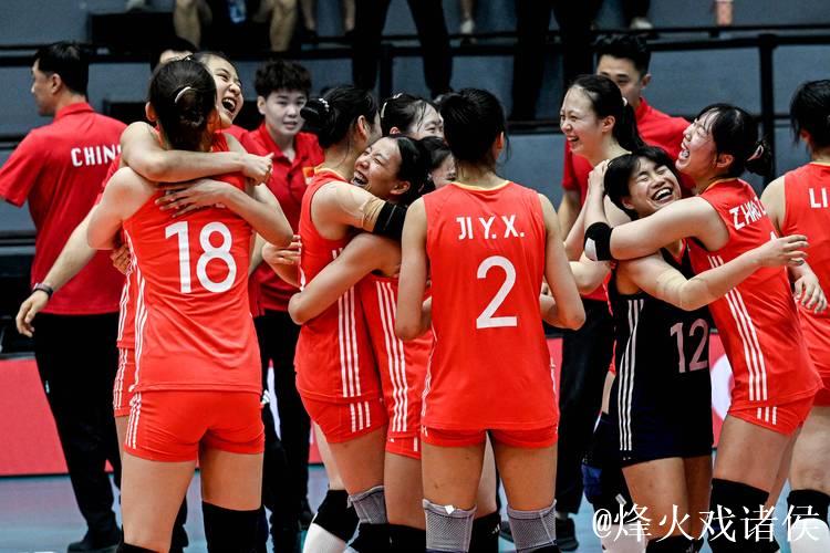 U21女排世锦赛：中国队3-0横扫美国，强势五连胜晋级16强